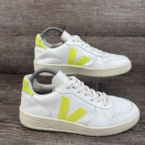 Veja V-10 Shoes Women's 8 White Neon Yellow Leather Low Top Lace Up Sneakers